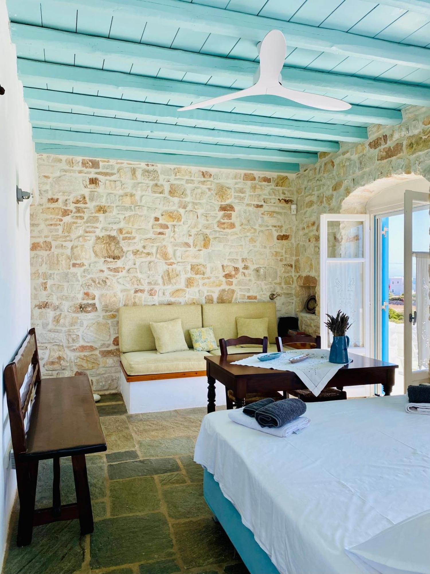 Santa Maria Traditional Stone Studio Exterior foto