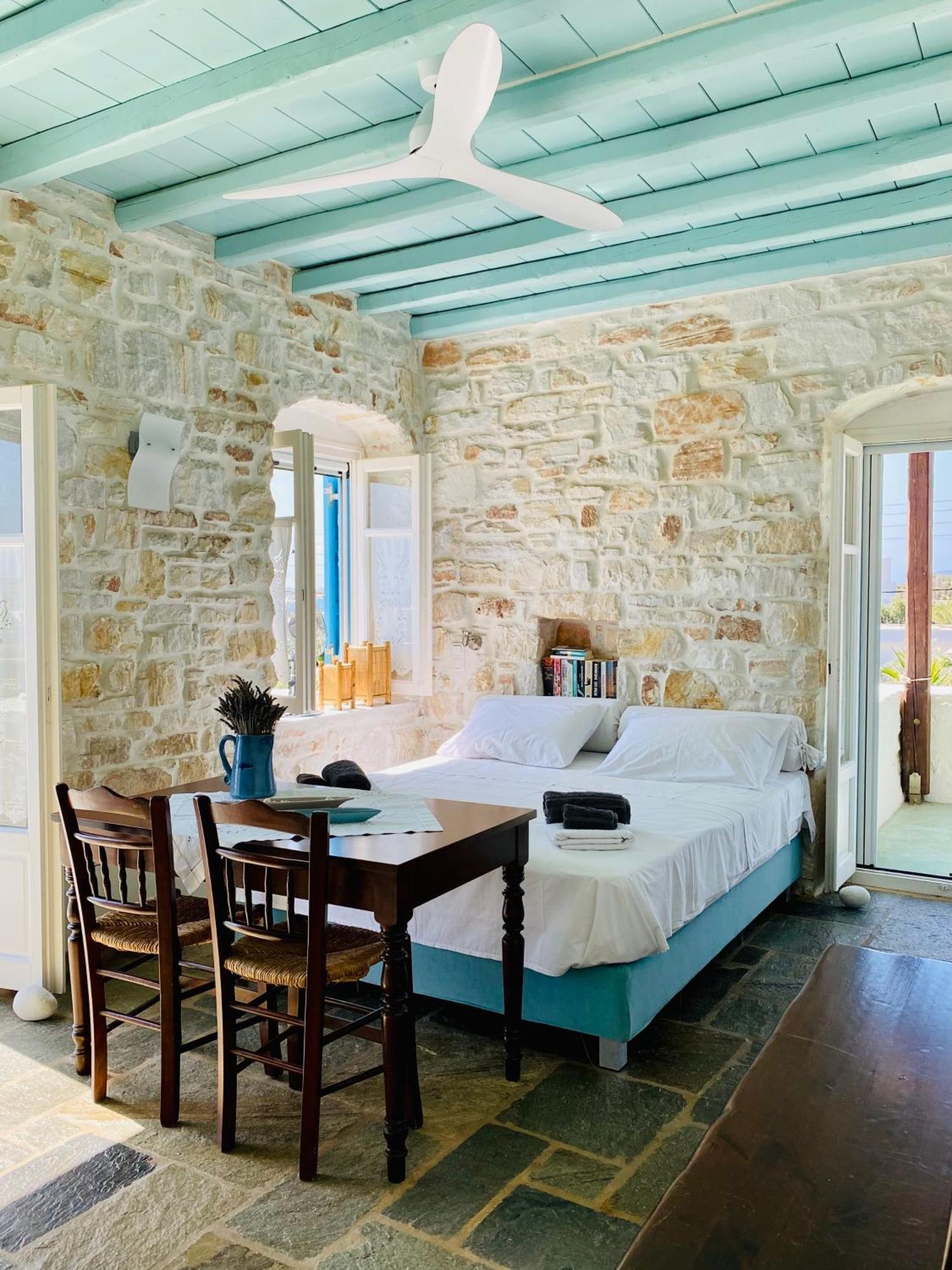 Santa Maria Traditional Stone Studio Exterior foto